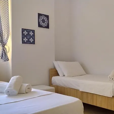 Apartment Ionian Waves *